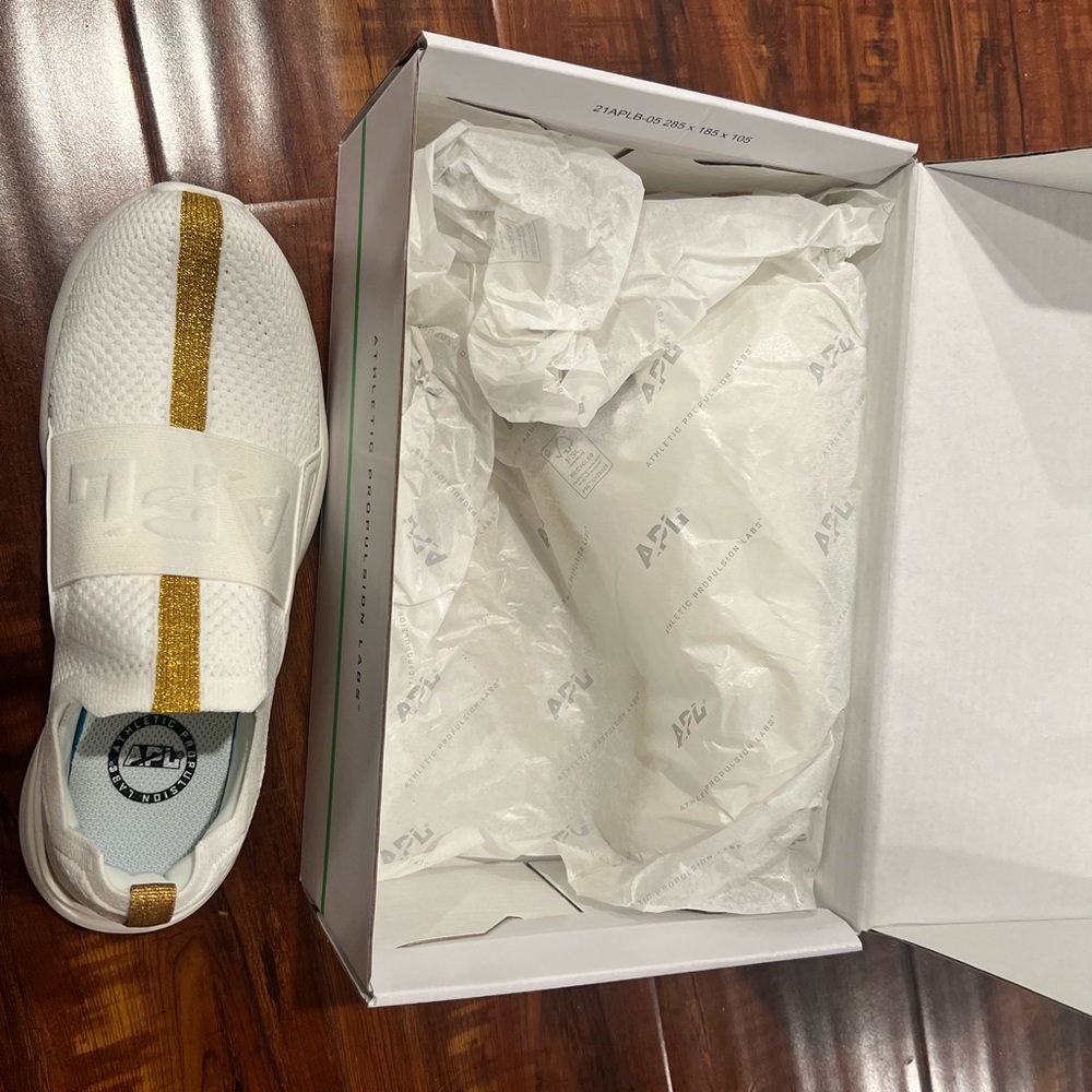 APL TechLoom Bliss Ivory/Metallic Gold/Racer - Picture 2 of 5